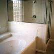 cultured marble bathtub and tub surrounds